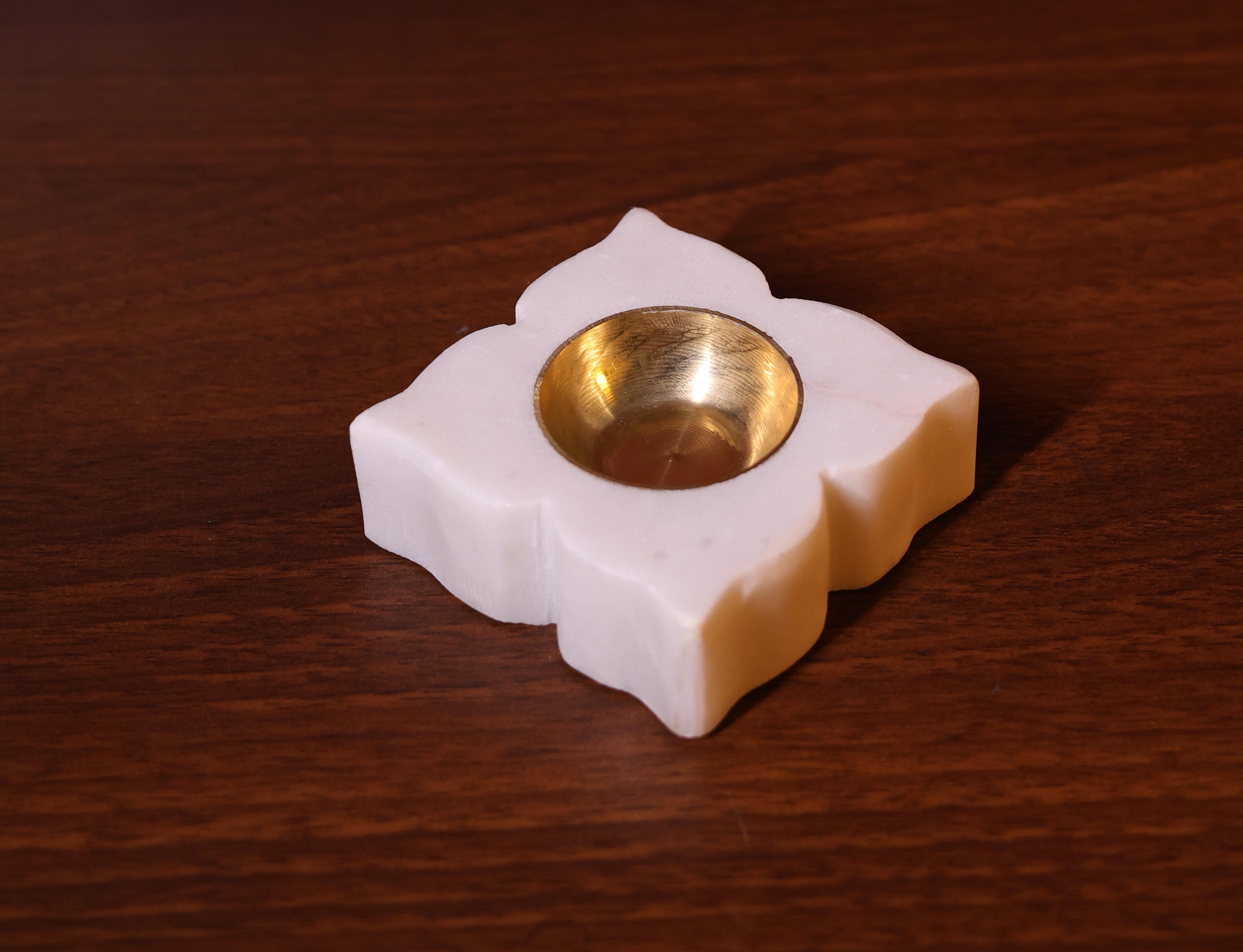 Chaumukha Marble Diya